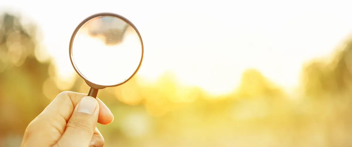 虫眼鏡イメージ画像